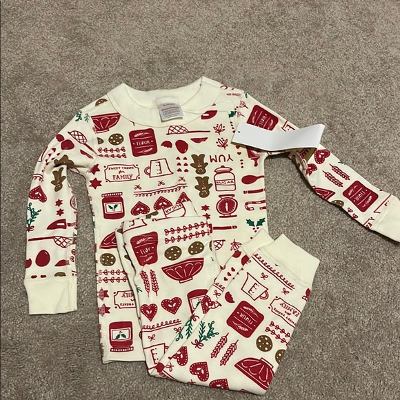Hannah Anderson 2T HOLIDAY PAJAMAS - Picture 1 of 1